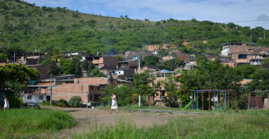 Vista de Panorama, un asentamiento informal de la ciudad de Yumbo, Colombia. 