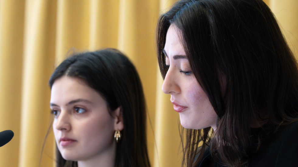 Defne Marcan Hocaoglu y Amel Saleh, Irak